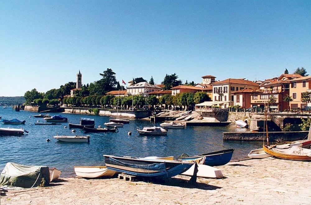 Lago Maggiore Lesa Kültér fotó
